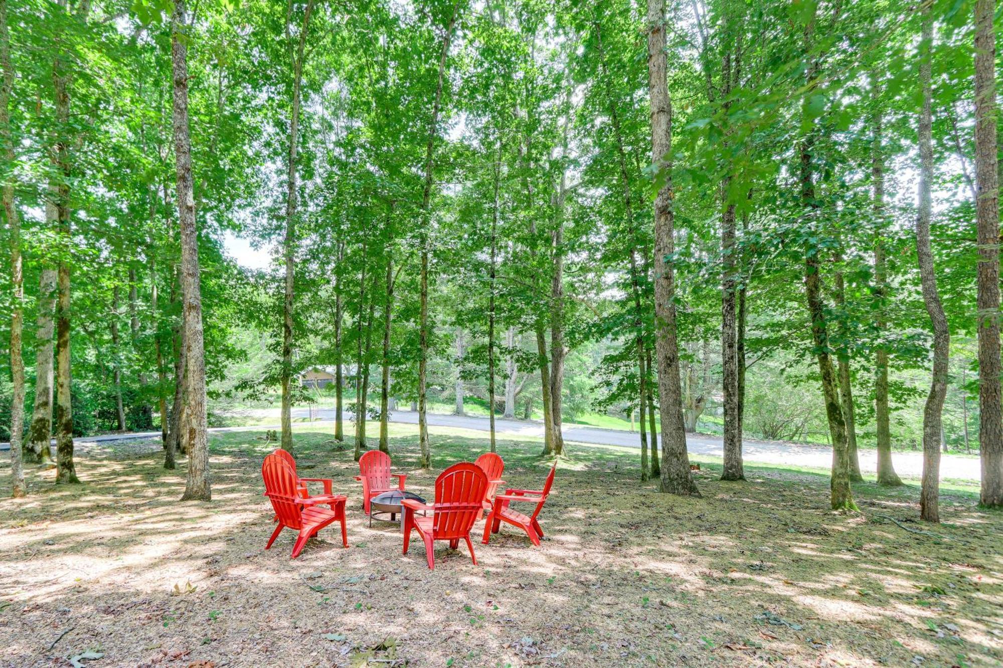 Pet-Friendly Home With Hot Tub In Blue Ridge! מראה חיצוני תמונה