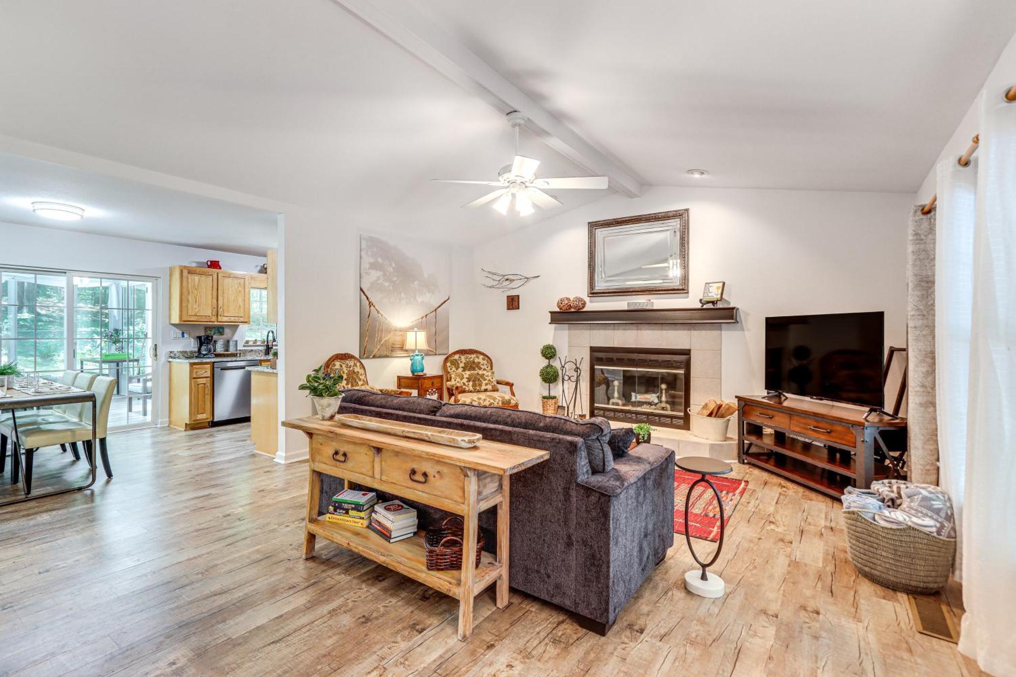 Pet-Friendly Home With Hot Tub In Blue Ridge! מראה חיצוני תמונה