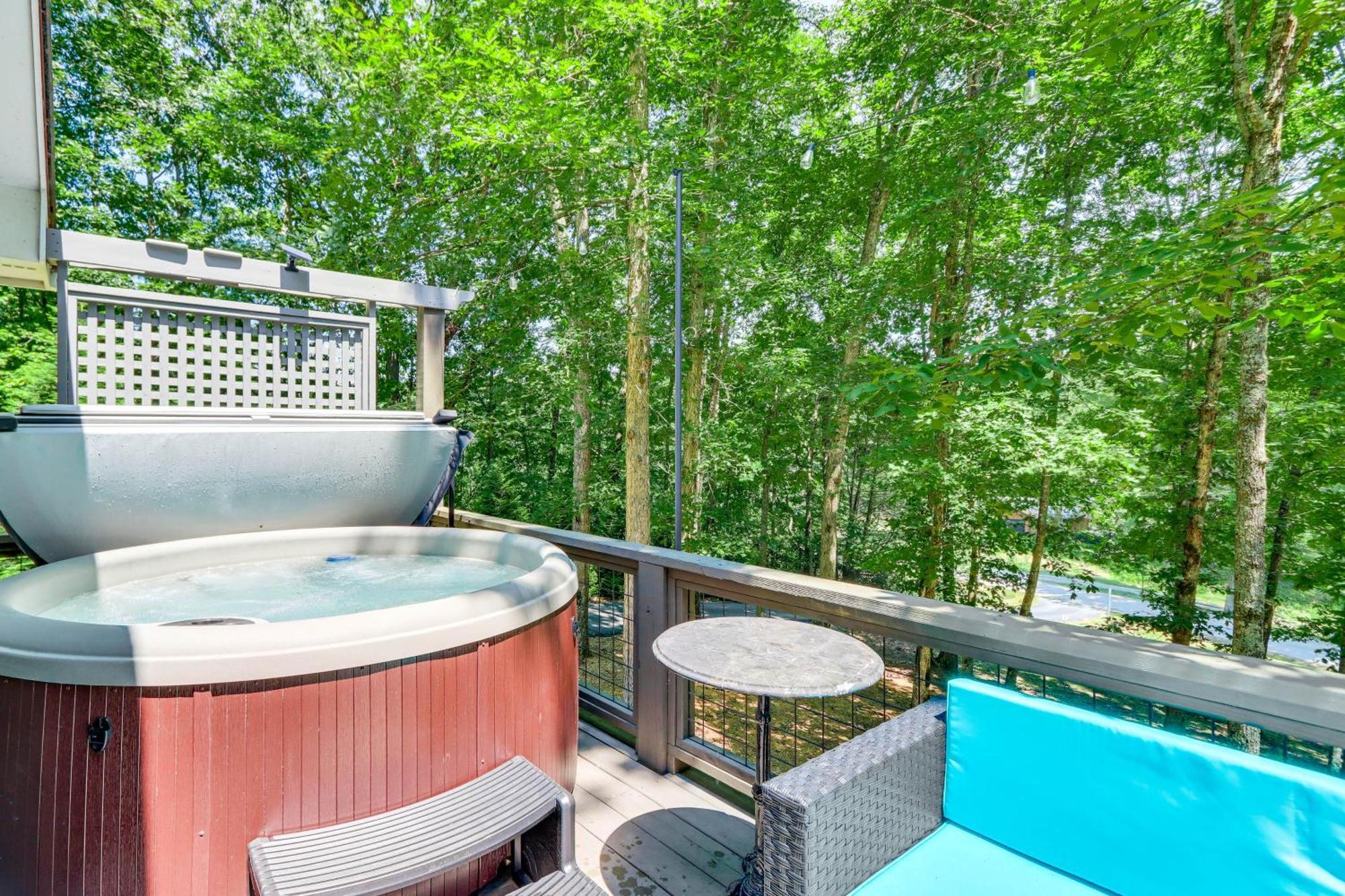 Pet-Friendly Home With Hot Tub In Blue Ridge! מראה חיצוני תמונה
